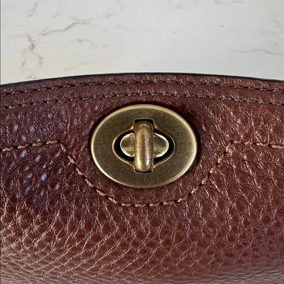 COACH NWT 2007 Chelsea Pebbled Leather Mini bag/Wristlet - Picture 6 of 8